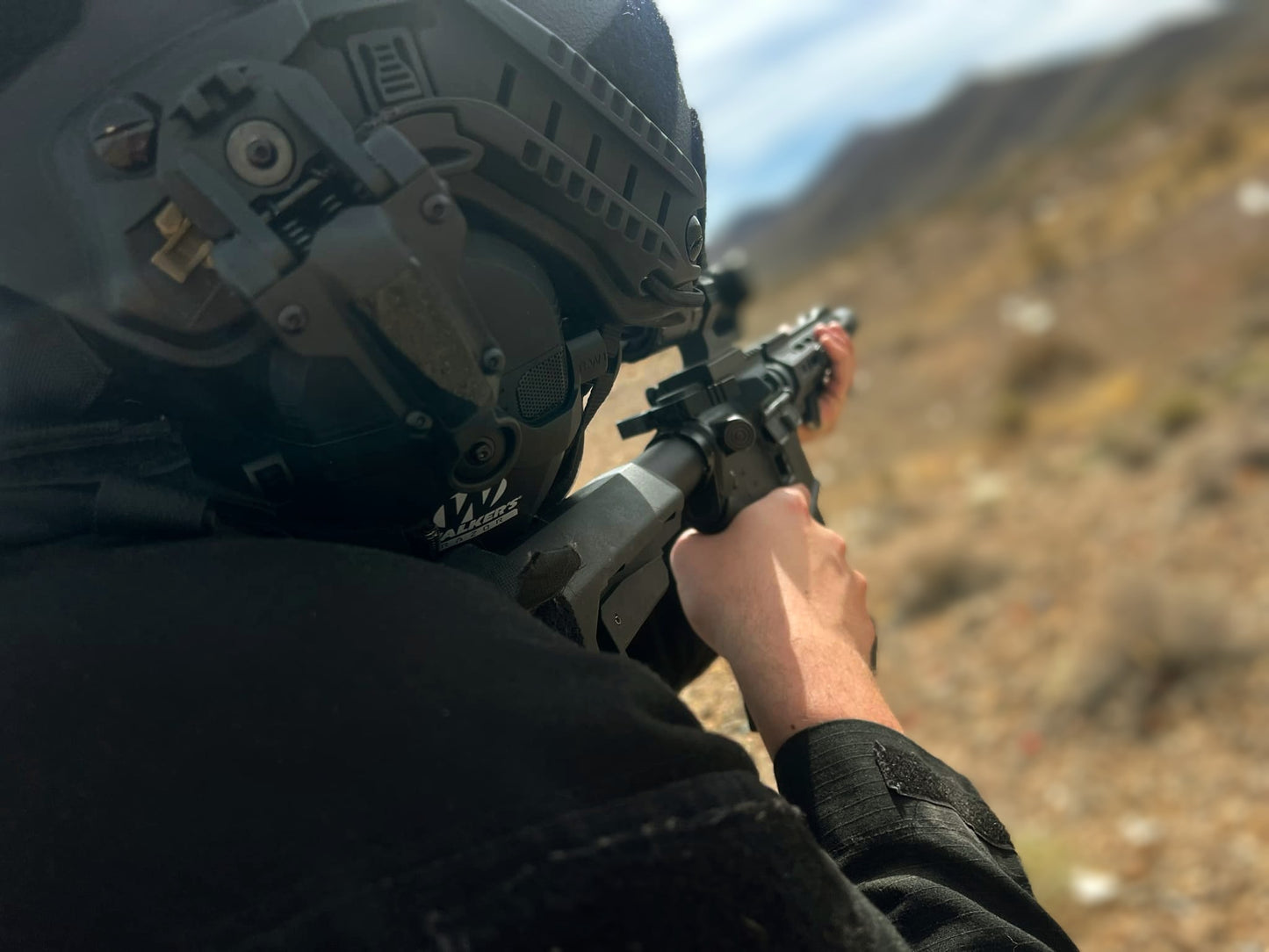 WALKER HEADSET with Advance Helmet Mounts